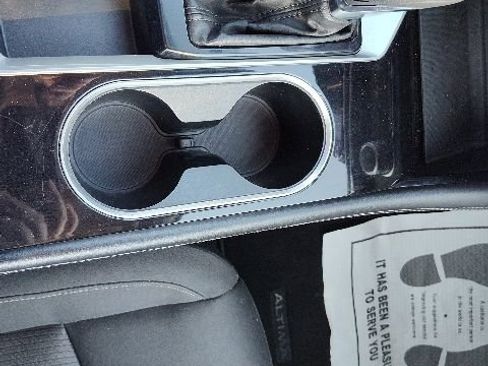 Used 2023 Nissan Altima 2.5 SV image 19