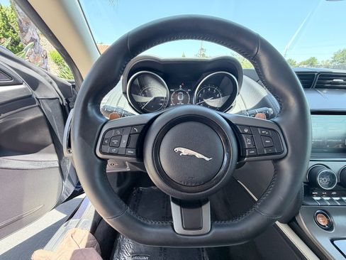 Used 2016 Jaguar F-TYPE S RWD image 11