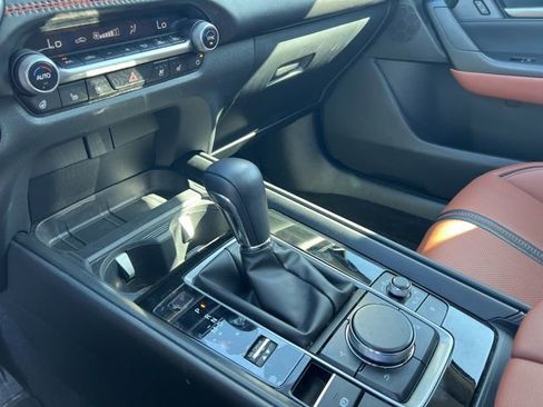 Certified 2025 MAZDA CX-50 AWD 2.5 Turbo w/ Premium Pkg image 38