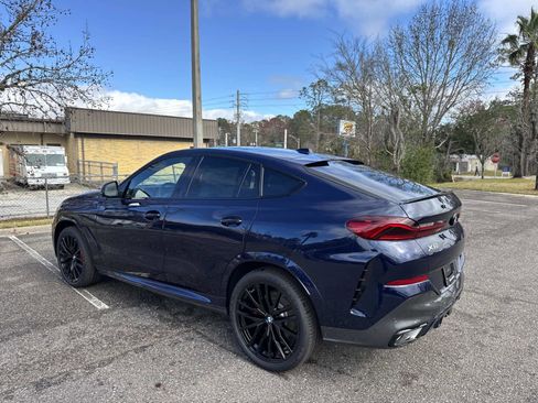 New 2026 BMW X6 xDrive40i w/ Executive Package image 7
