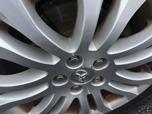 Used 2013 Toyota Sienna XLE image 26