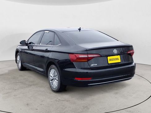 Used 2019 Volkswagen Jetta SE FWD image 3