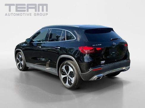 Used 2025 Mercedes-Benz GLA 250 4MATIC image 5