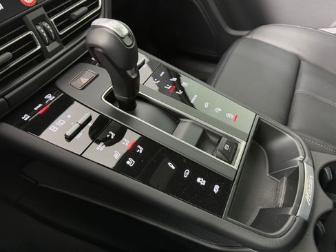 Used 2025 Porsche Macan GTS image 26