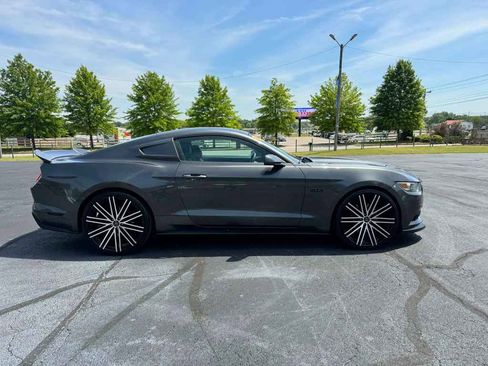Used 2015 Ford Mustang GT Premium image 4