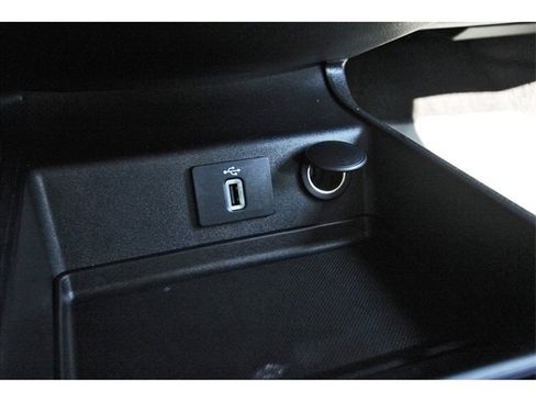 Used 2017 Ford Fusion Energi Titanium image 23