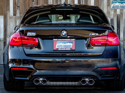 Used 2018 BMW M3 image 5