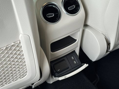 Used 2024 Mercedes-Benz GLA 250 4MATIC image 13