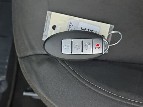 Used 2022 Nissan Altima 2.5 SV FWD image 28