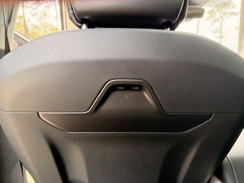 Used 2025 Lincoln Nautilus Reserve image 30