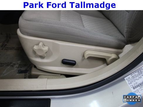 Used 2010 Ford Fusion SE image 13
