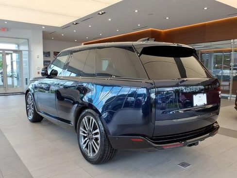 Used 2023 Land Rover Range Rover SE AWD/4WD image 6