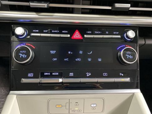 New 2026 Hyundai Santa Fe SE image 18