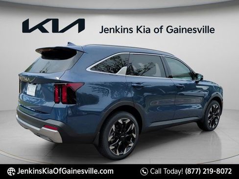 New 2026 Kia Sorento EX FWD image 4