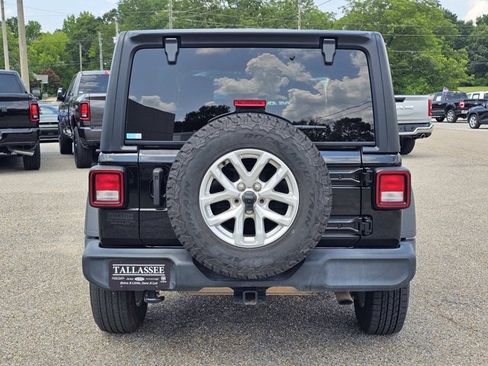 Used 2023 Jeep Wrangler Sport AWD/4WD image 12