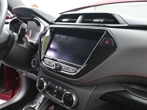 Used 2021 Chevrolet TrailBlazer RS w/ Sun and Liftgate Package image 20