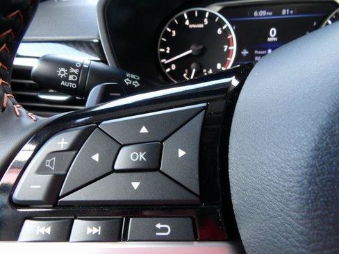 Used 2025 Nissan Altima 2.5 SR w/ SR Premium Package image 27