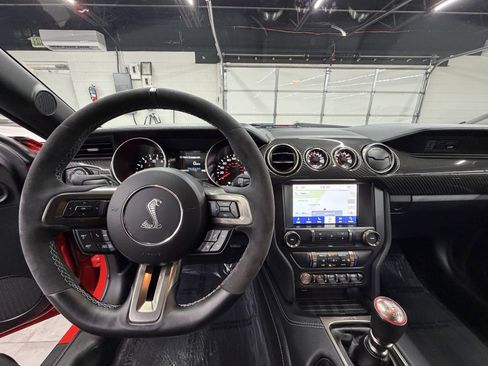 Used 2020 Ford Mustang Shelby GT350 w/ Technology Package image 12