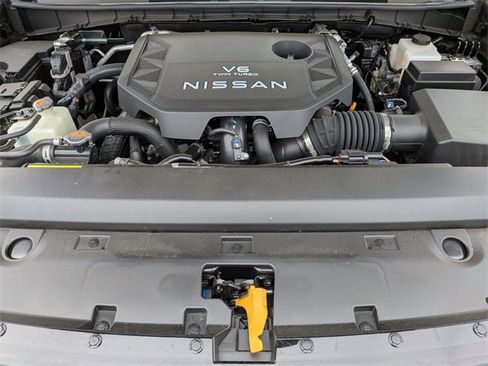 New 2025 Nissan Armada SV image 32