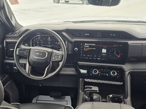 Used 2025 GMC Sierra 1500 AT4X image 2