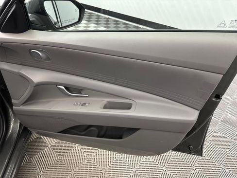 New 2026 Hyundai Elantra SE image 14