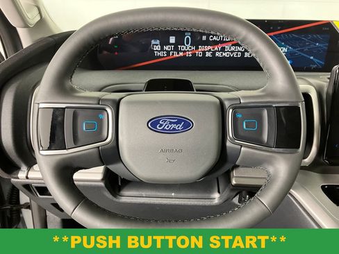 New 2025 Ford Expedition Active image 16