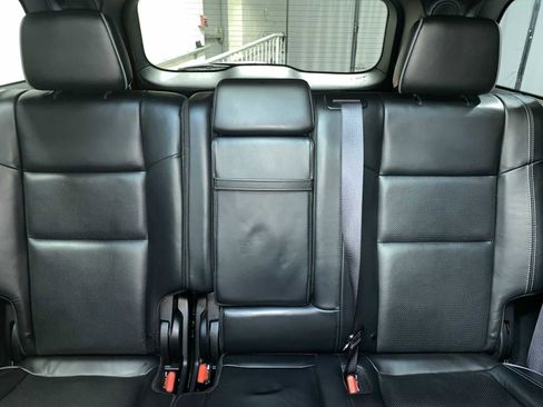 Used 2019 Jeep Grand Cherokee Overland AWD/4WD image 22