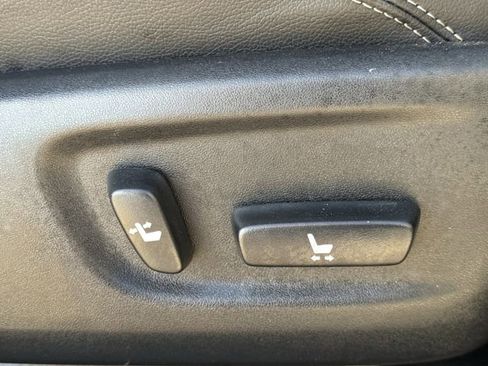 Used 2021 Toyota 4Runner Nightshade image 32