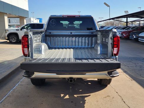 New 2026 GMC Sierra 1500 Elevation image 46