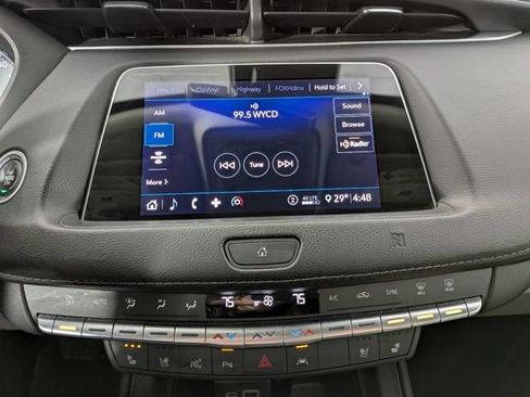 Used 2020 Cadillac XT4 Premium Luxury w/ Enhanced Visibility Package FWD image 22
