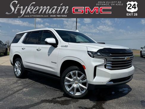 Used 2023 Chevrolet Tahoe High Country w/ Advanced Technology Package AWD/4WD image 1