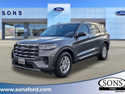 Used 2025 Ford Explorer Active