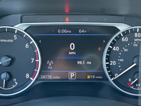 Used 2021 Nissan Sentra SV image 25