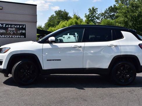 Used 2019 Jeep Compass Latitude image 3