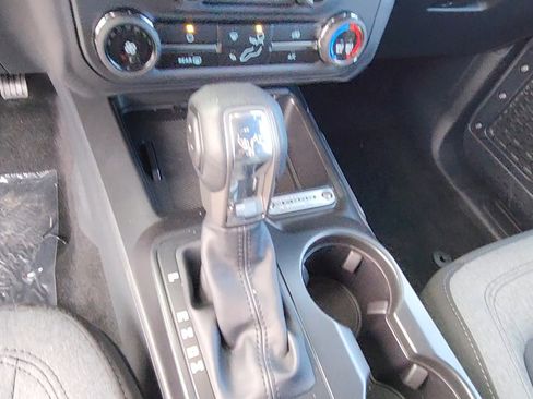 New 2025 Ford Bronco 4-Door image 26