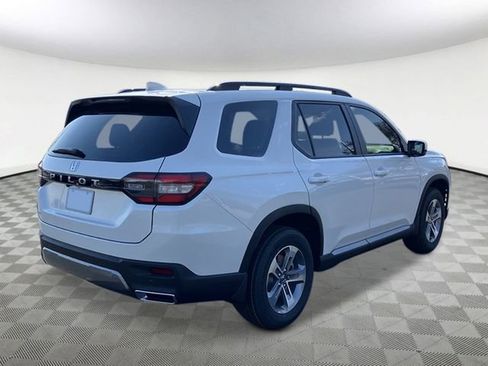 New 2026 Honda Pilot EX-L image 5
