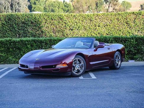Used 2003 Chevrolet Corvette Convertible w/ Preferred Equipment Group1 image 1