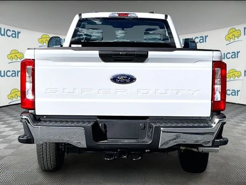 New 2026 Ford F250 XL w/ XL Chrome Package AWD/4WD image 19