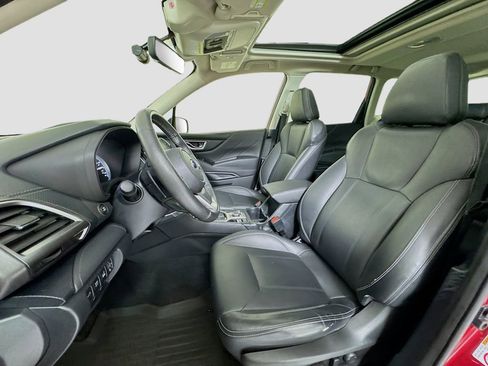 Used 2019 Subaru Forester Touring image 8