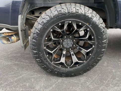 Used 2021 Ford F250 Lariat w/ Chrome Package image 9