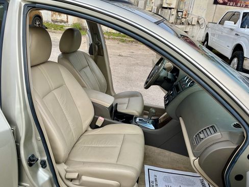 Used 2010 Nissan Altima 2.5 SL w/ SL Pkg image 8