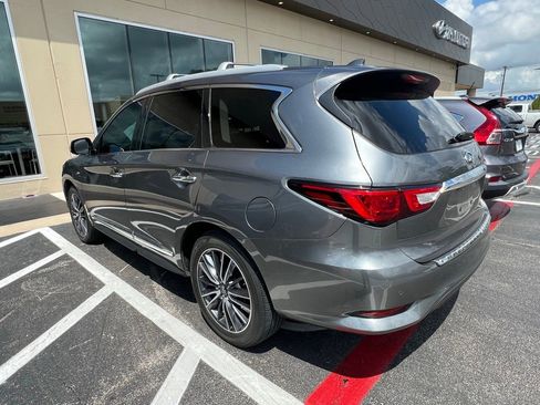 Used 2016 INFINITI QX60 FWD w/ Deluxe Technology Package image 4