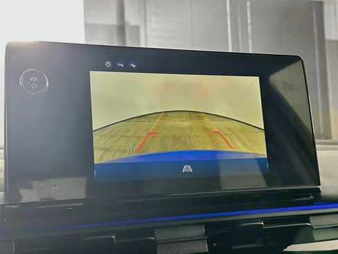 Used 2025 Honda Prologue Touring image 23