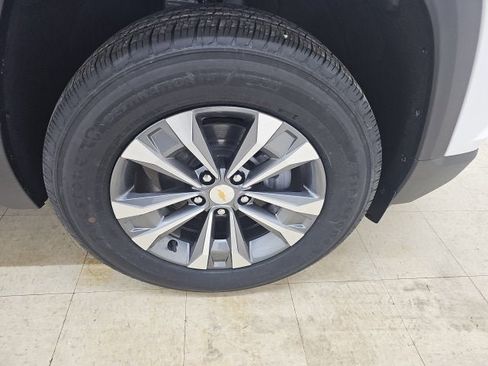 New 2026 Chevrolet Equinox LT image 14