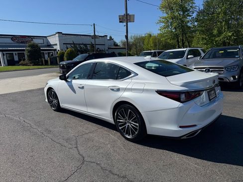 Used 2023 Lexus ES 350 w/ Premium Package FWD image 5