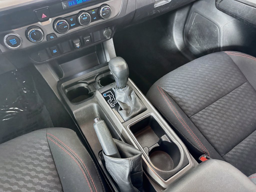 Used 2023 Toyota Tacoma SR5 AWD/4WD image 23
