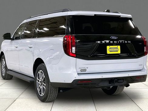 Certified 2025 Ford Expedition Max Active AWD/4WD image 11