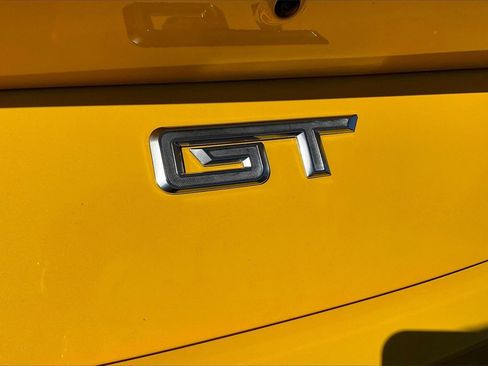 Used 2024 Ford Mustang GT Premium image 7