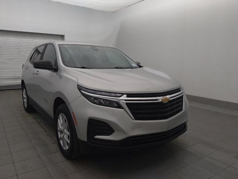 Used 2022 Chevrolet Equinox LS AWD/4WD image 13