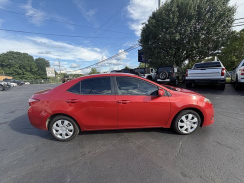 Used 2019 Toyota Corolla LE FWD image 4
